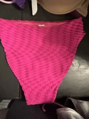 Good American Bikini Bottoms (Size M)